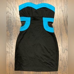 Ruby Roxy Stapless Short dress